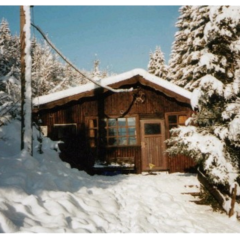 Vorderansicht im Winter